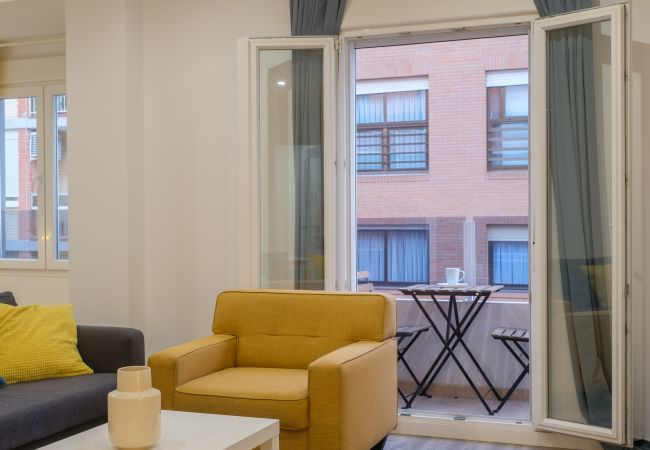 Ferienwohnung in Valencia - ♠ Bright, Clean & Very Comfortable Apartment ♠