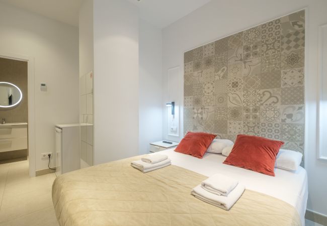 Zimmeranmietung in Valencia - ≬ Clean & Cozy Room close to City Centre ≬