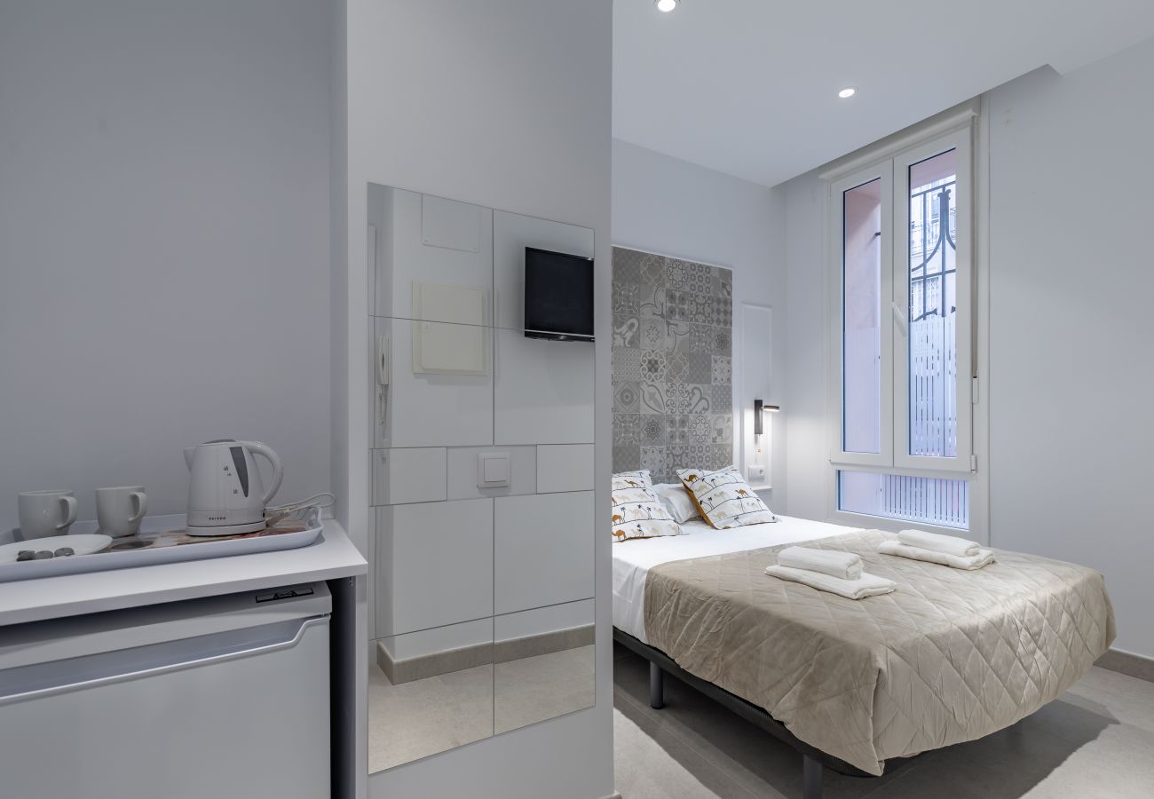 Zimmeranmietung in Valencia - ≬ Clean & Cozy Room close to City Centre ≬