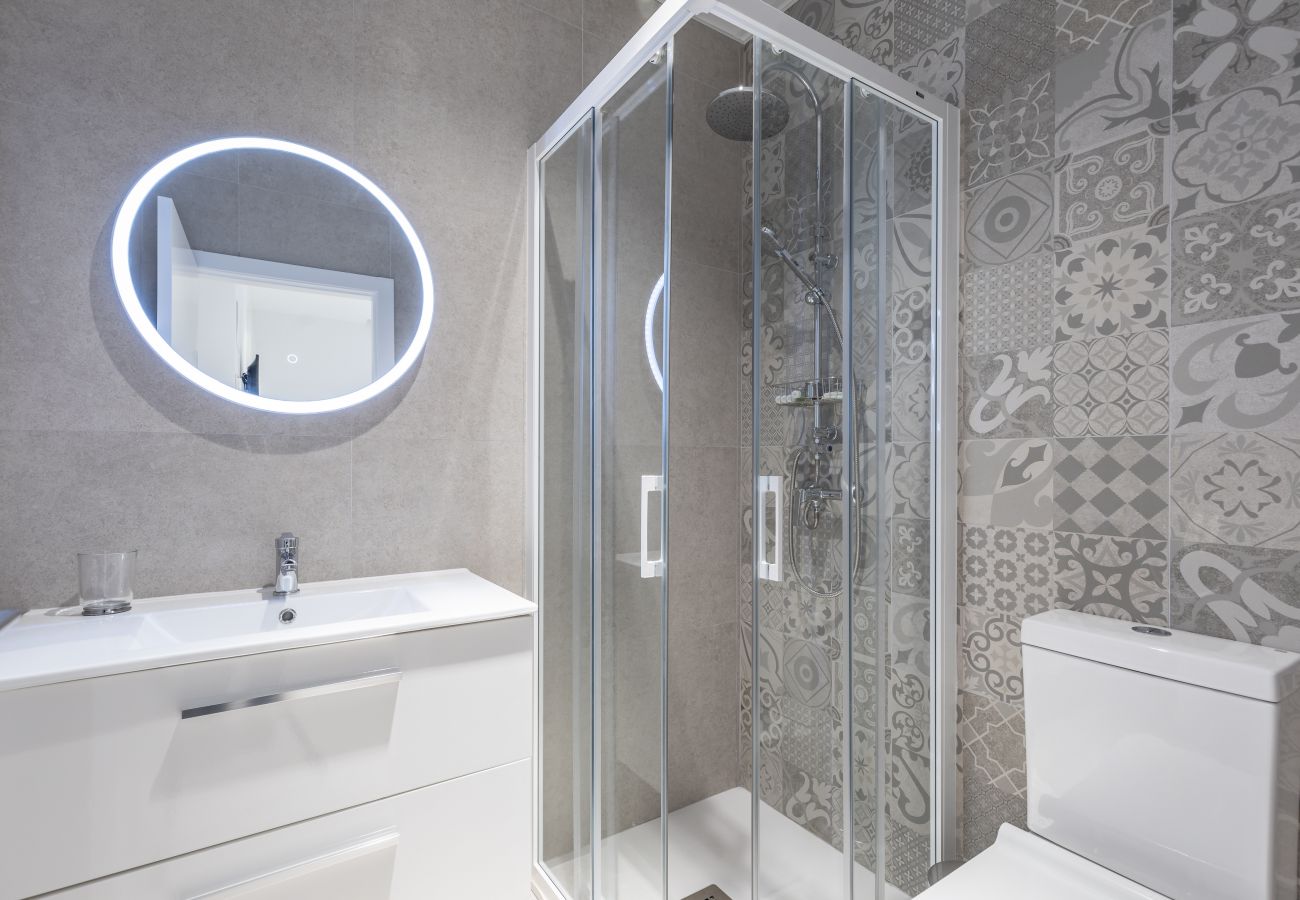 Zimmeranmietung in Valencia - ≬ Clean & Cozy Room close to City Centre ≬