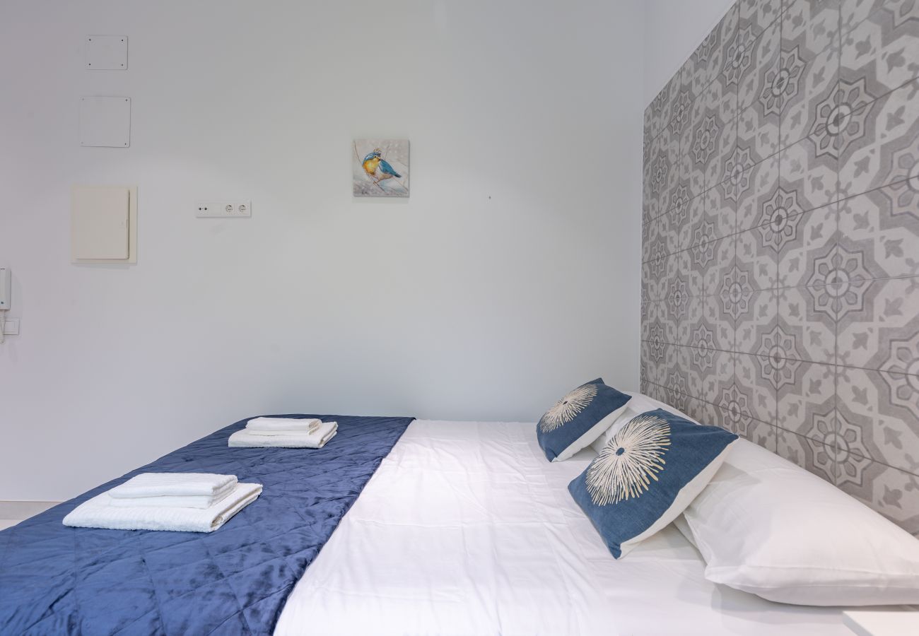 Aparthotel in Valencia - ⍟ Sunny/ Private Terrace/ Wheelchair access ⍟