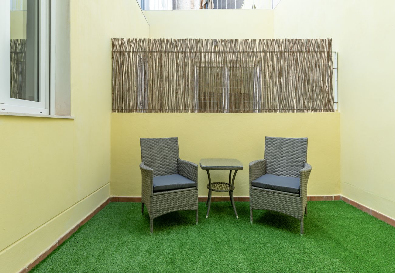 Aparthotel in Valencia - ⍟ Sunny/ Private Terrace/ Wheelchair access ⍟