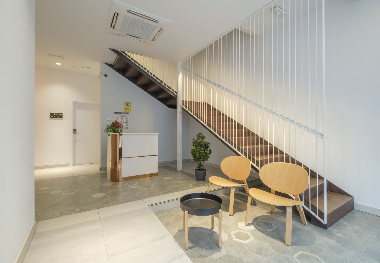 Aparthotel in Valencia - ⍟ Sunny/ Private Terrace/ Wheelchair access ⍟