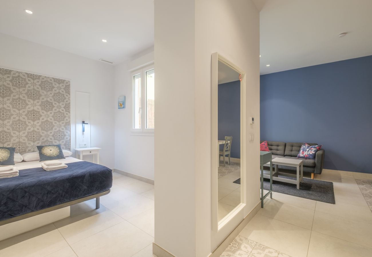 Aparthotel in Valencia - ⍟ Sunny/ Private Terrace/ Wheelchair access ⍟