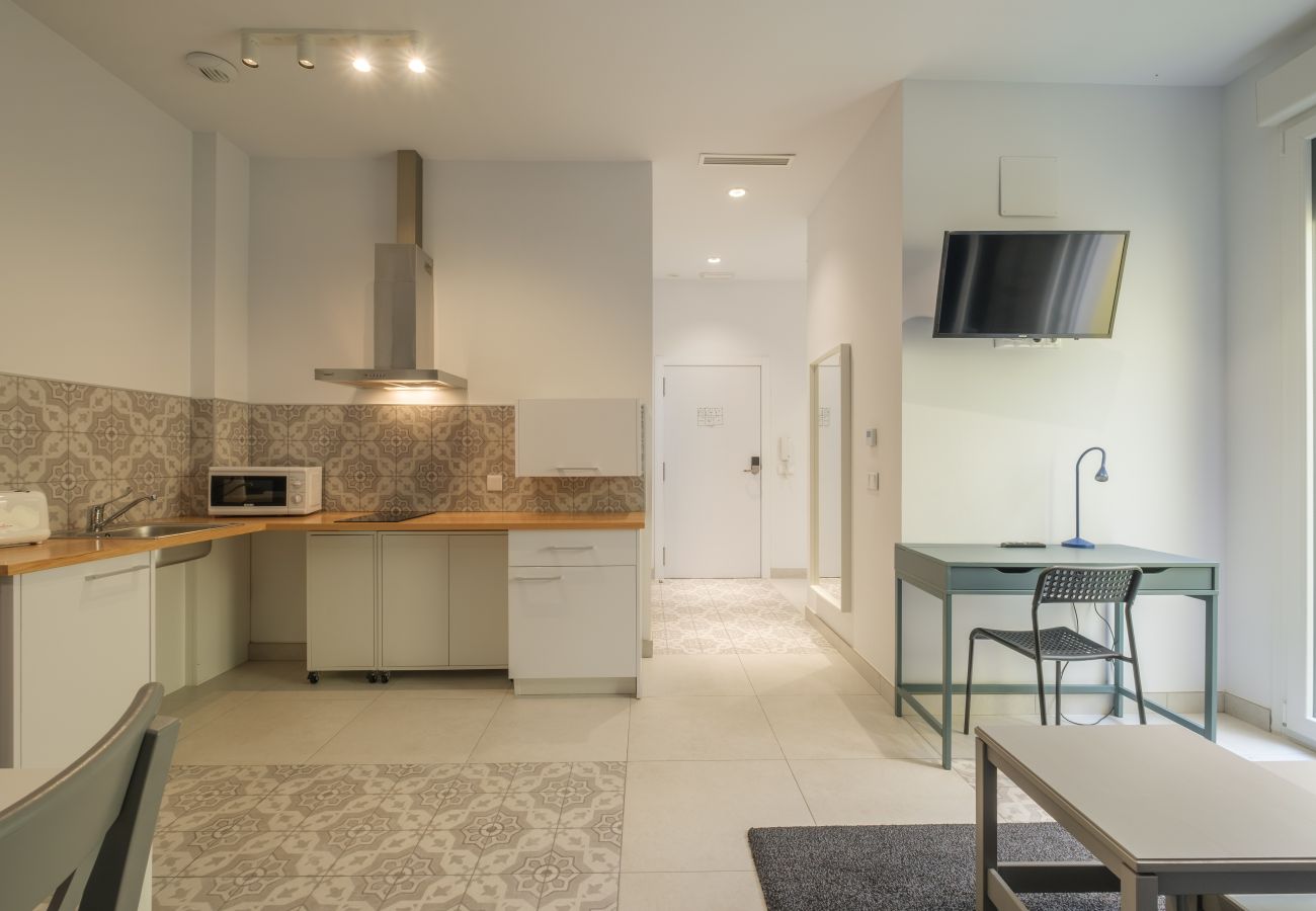 Aparthotel in Valencia - ⍟ Sunny/ Private Terrace/ Wheelchair access ⍟