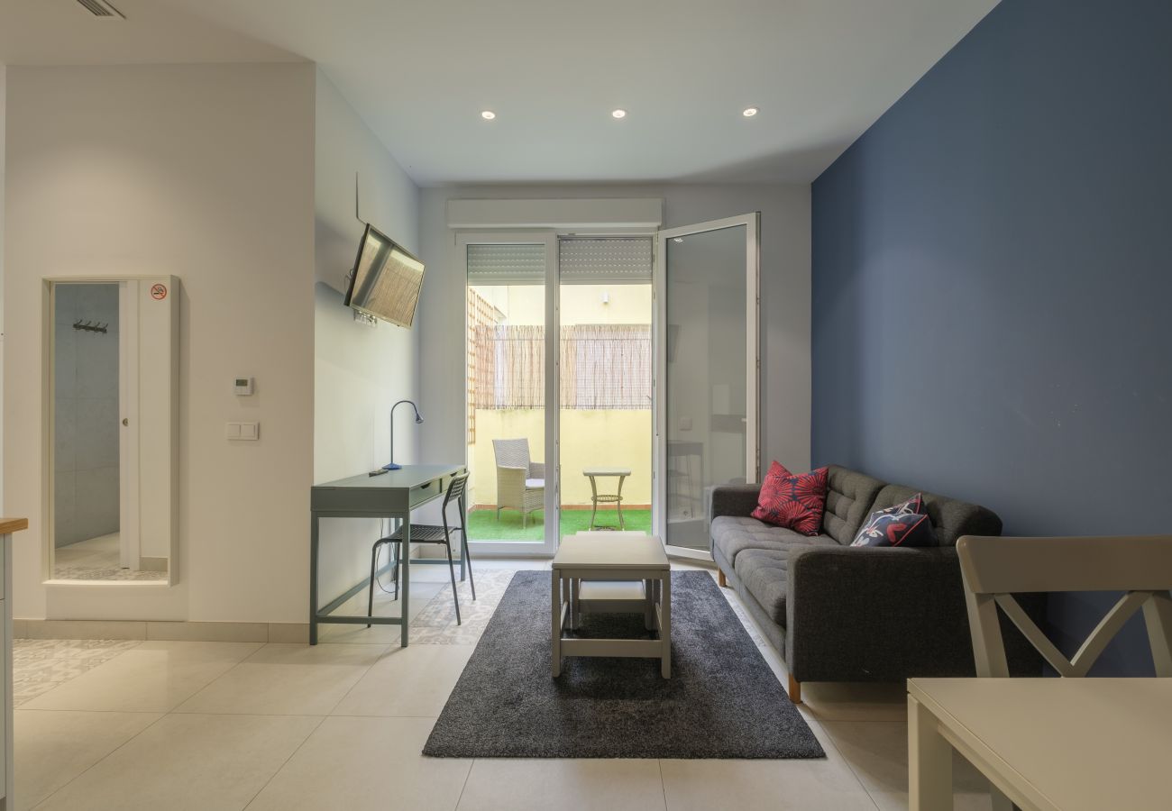 Aparthotel in Valencia - ⍟ Sunny/ Private Terrace/ Wheelchair access ⍟