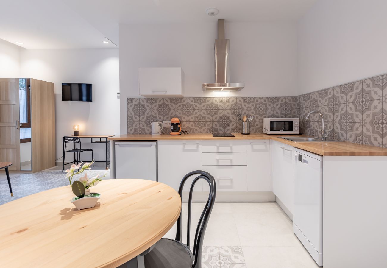 Aparthotel in Valencia - ⚜ Gorgeous Apartment close to City Centre ⚜