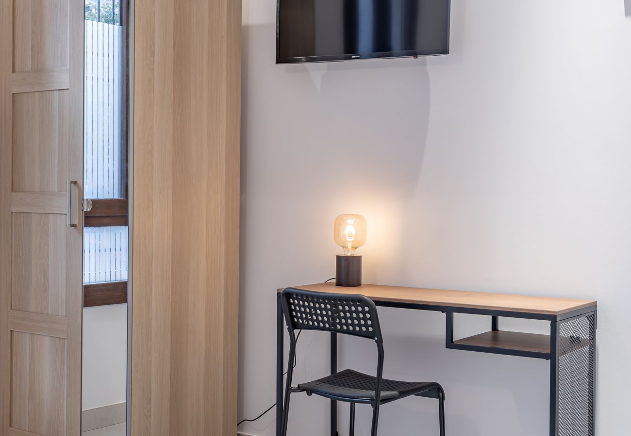 Aparthotel in Valencia - ⚜ Gorgeous Apartment close to City Centre ⚜