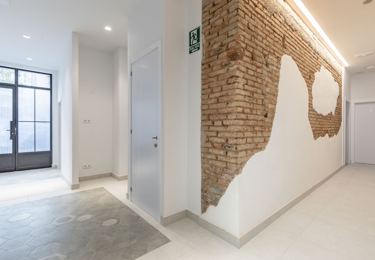 Aparthotel in Valencia - ☀ Marvellous Apt. with a Large Private Terrace ☀