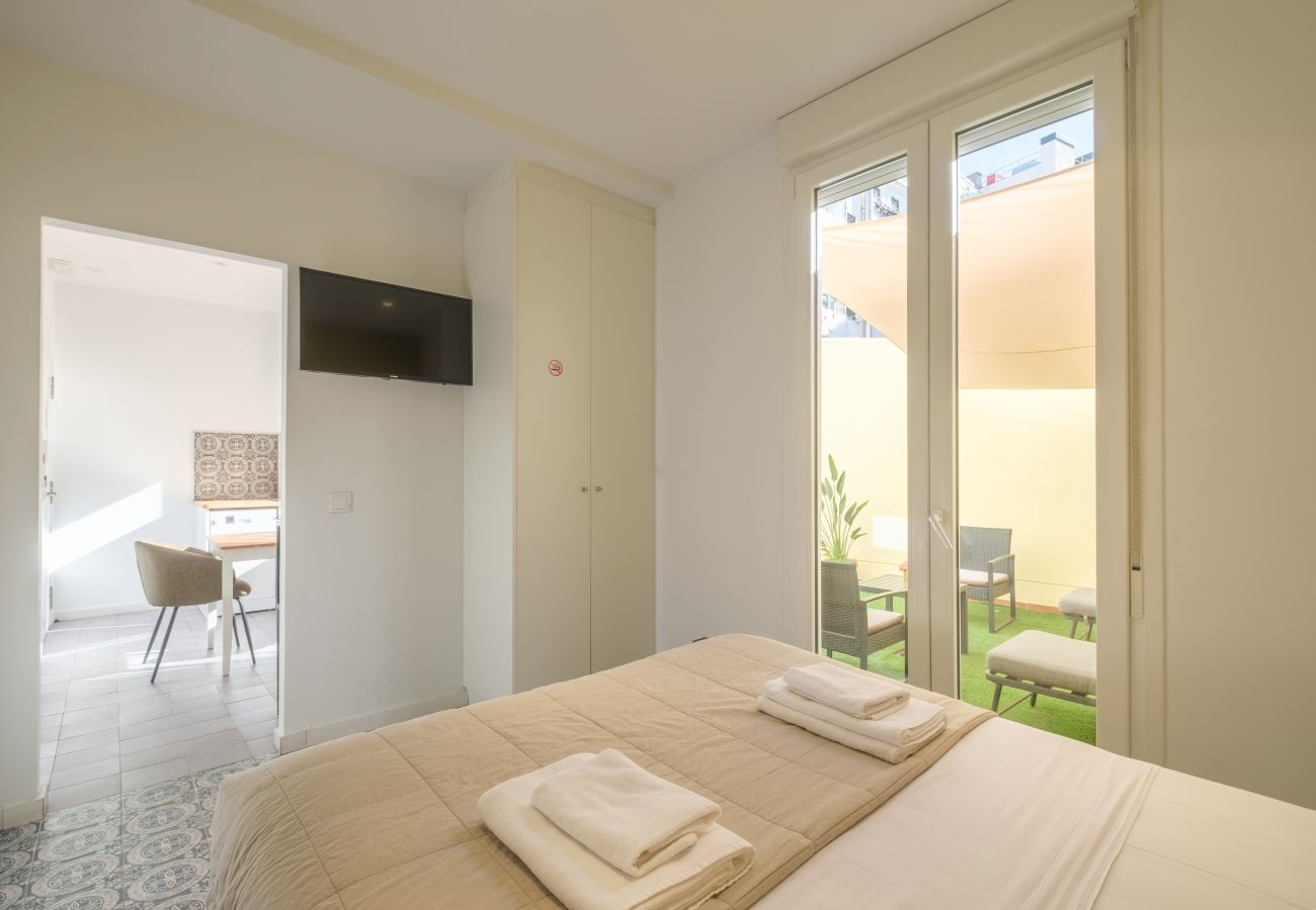 Aparthotel in Valencia - ☀ Marvellous Apt. with a Large Private Terrace ☀