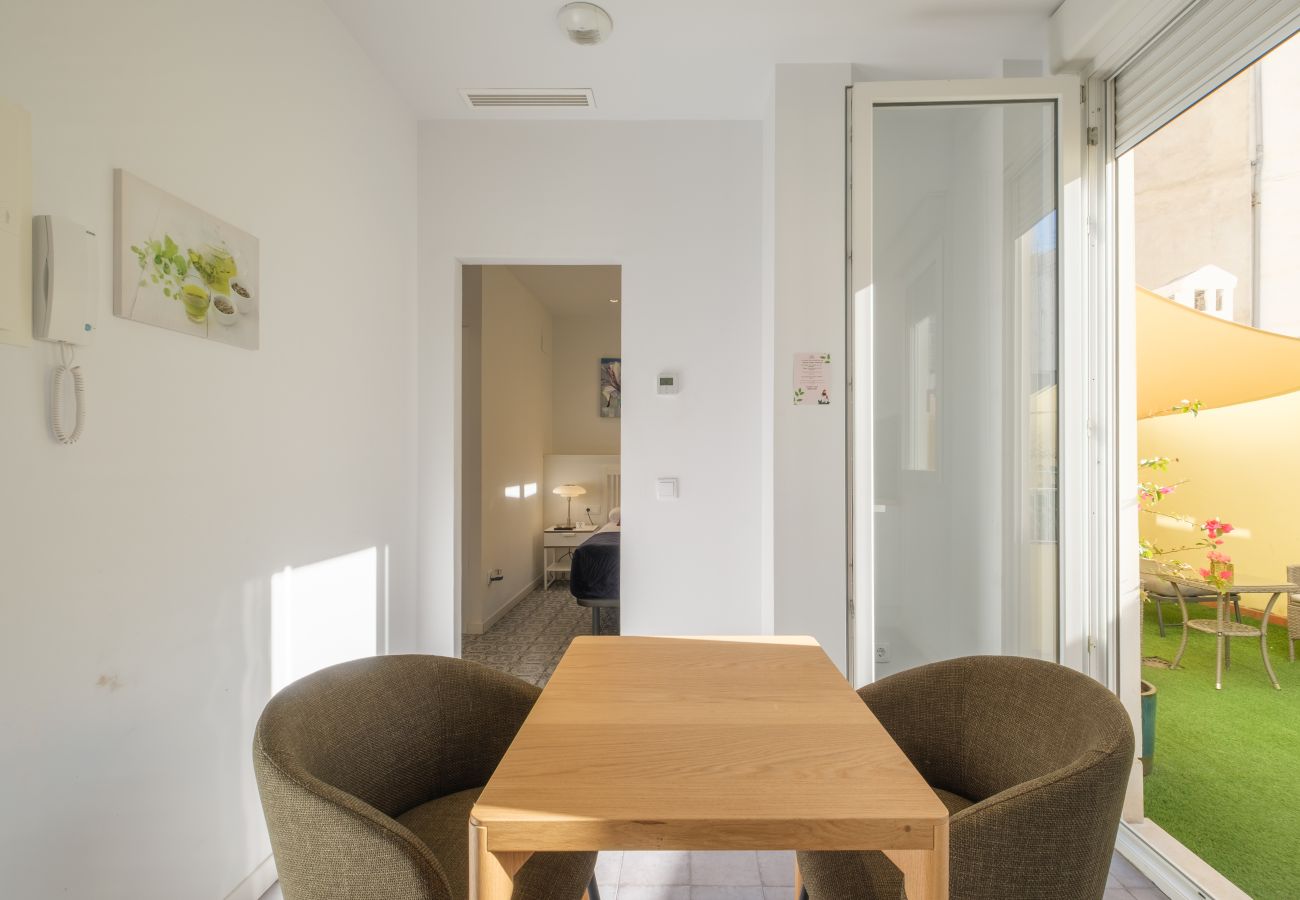 Aparthotel in Valencia - ꔚ Marvellous Apt. with a Large Private Terrace ꔚ