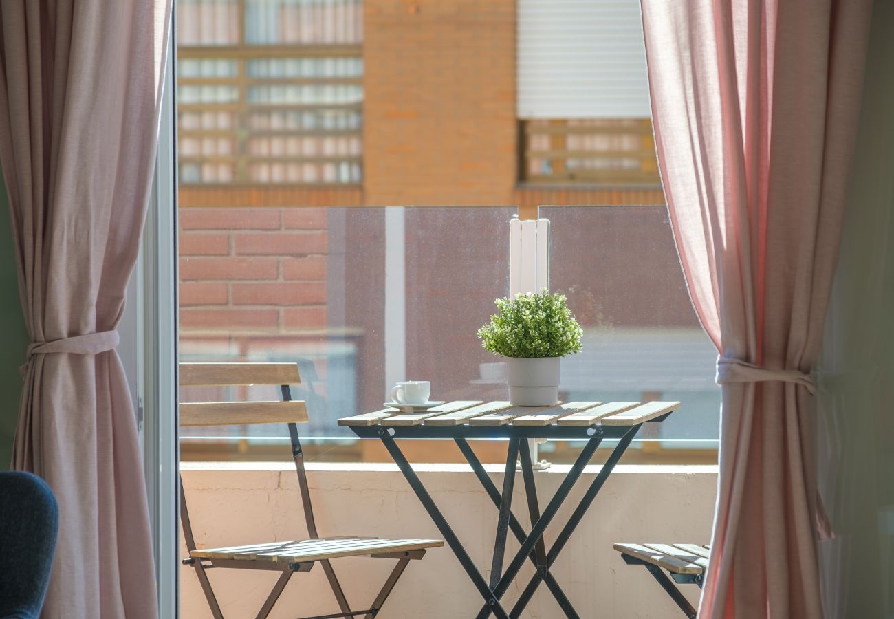 Ferienwohnung in Valencia - ✿ BRAND NEW, Modern & Stylish Apartment ✿