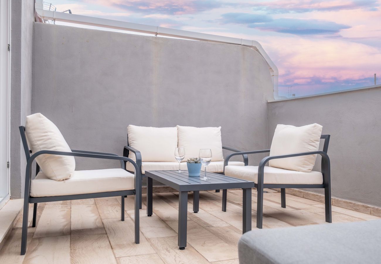 Apartamento en Valencia - ♥ Modern Penthouse with Private Terrace ♥