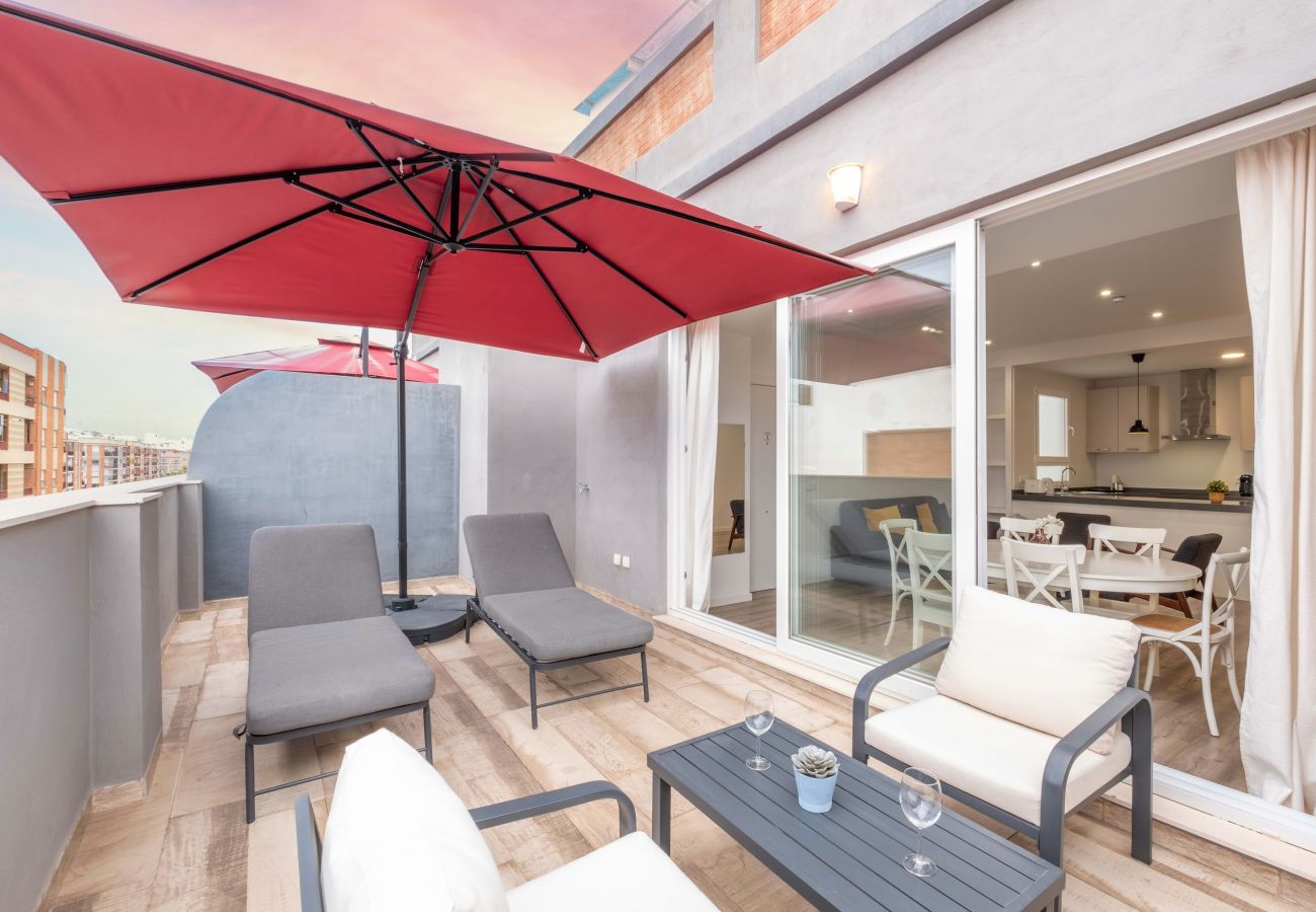 Apartamento en Valencia - ♥ Modern Penthouse with Private Terrace ♥