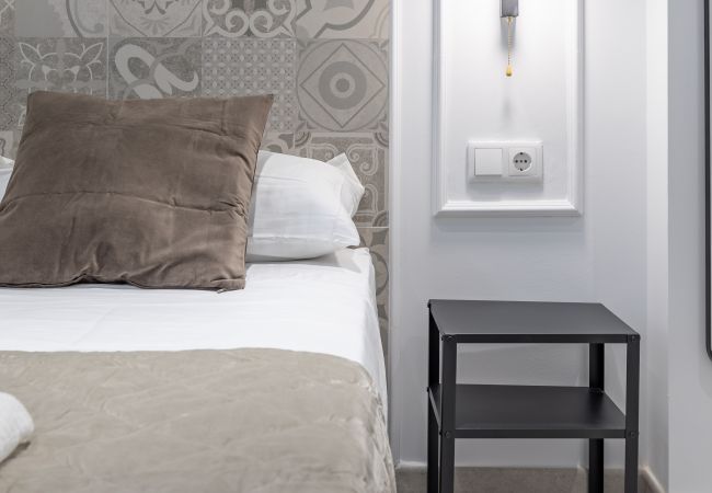Alquiler por habitaciones en Valencia - ≼ Clean & Cozy Room close to City Centre ≽