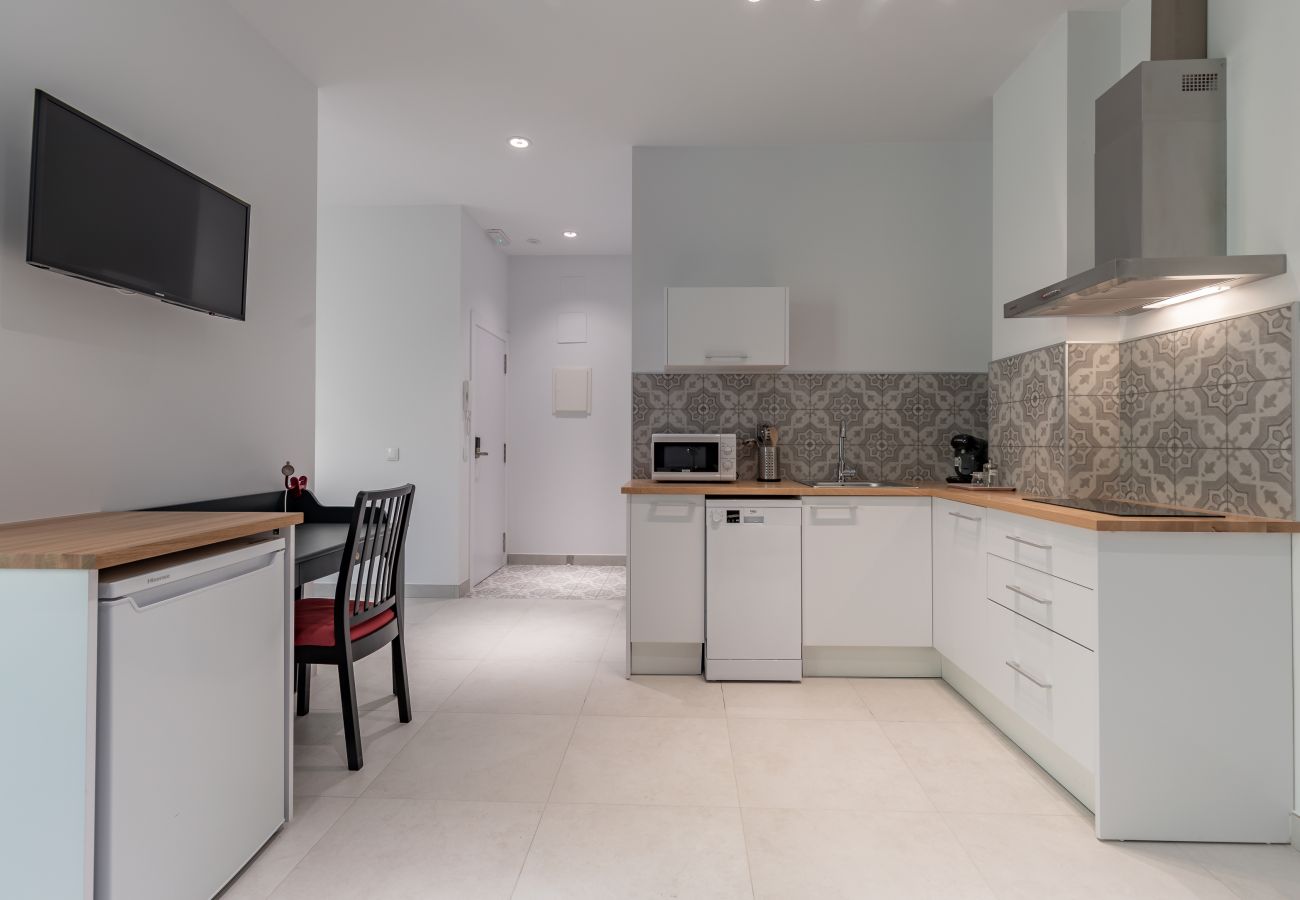 Apartahotel en Valencia - ꕥ Chic & Comfortable Apartment/ Private Terrace ꕥ