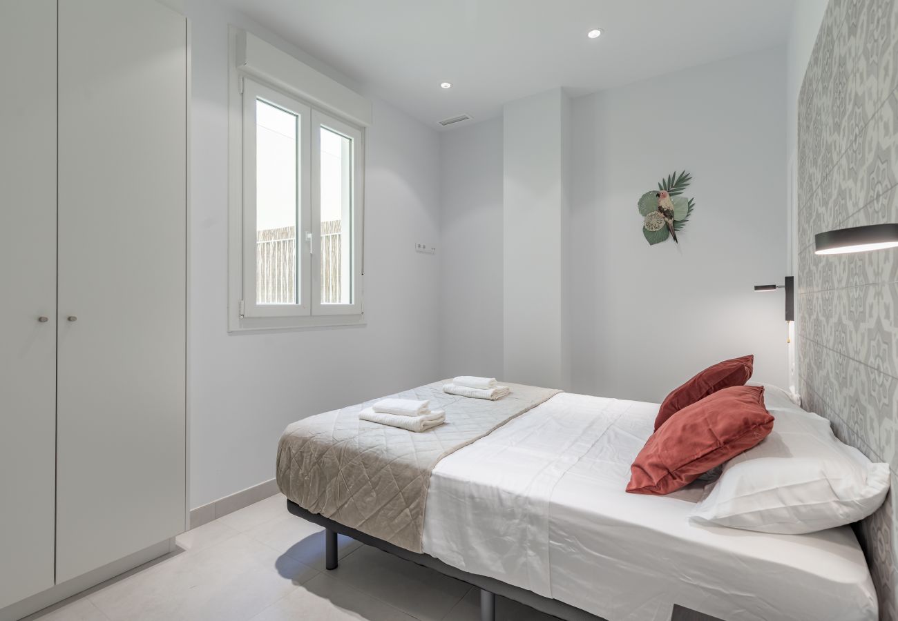 Apartahotel en Valencia - ꕥ Chic & Comfortable Apartment/ Private Terrace ꕥ
