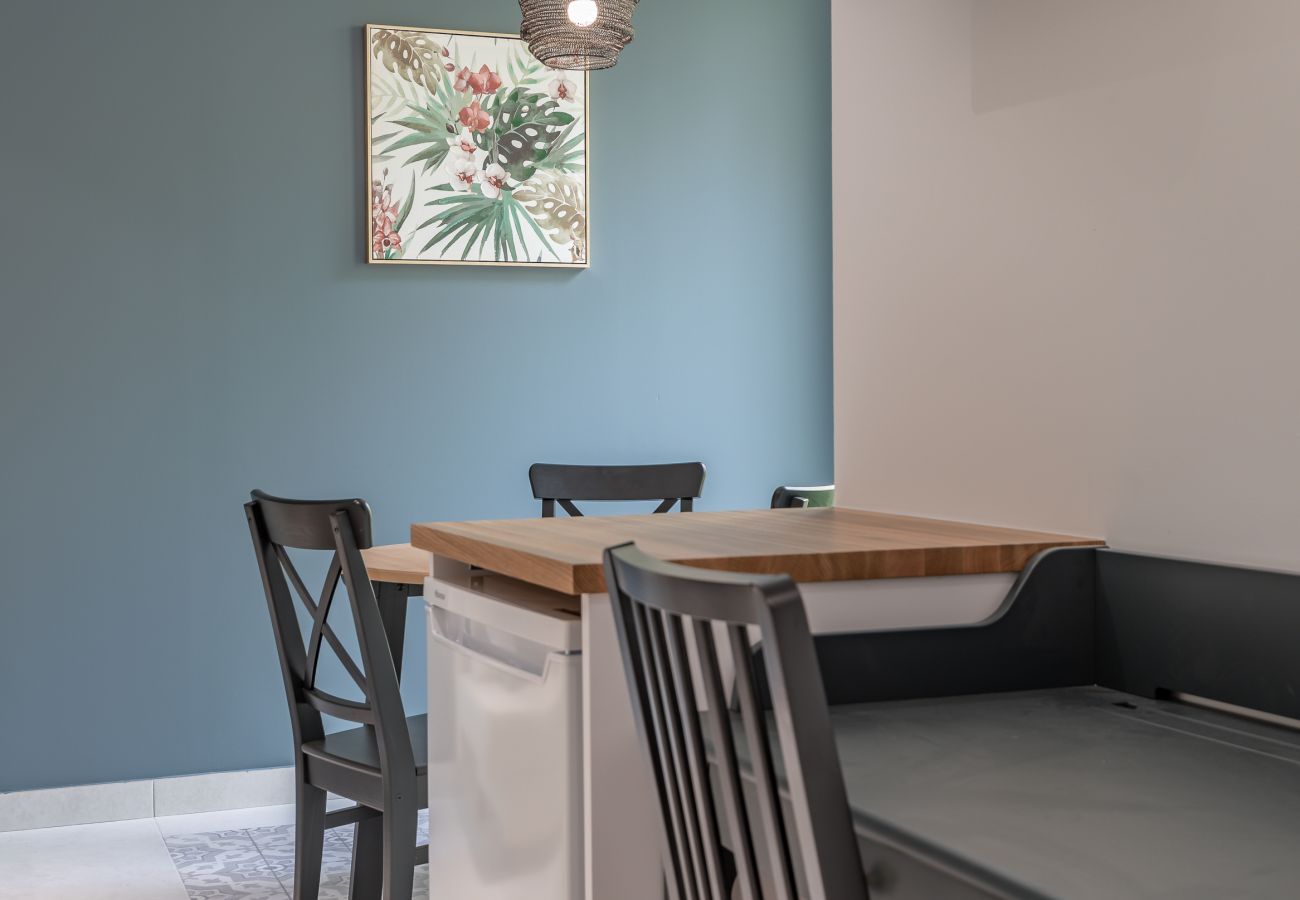 Apartahotel en Valencia - ꕥ Chic & Comfortable Apartment/ Private Terrace ꕥ