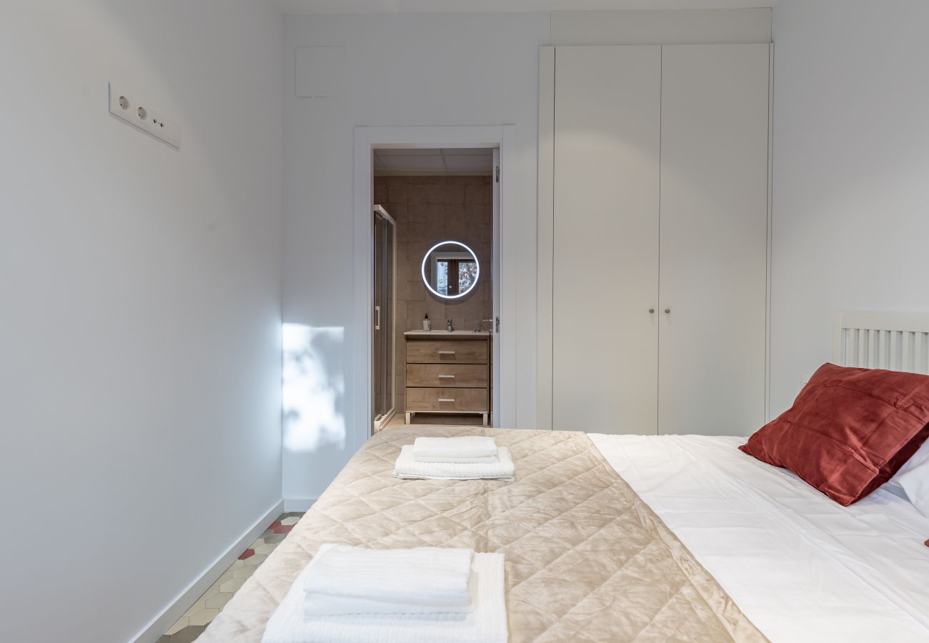 Apartahotel en Valencia - ☙ Apt. with Antique Floor & lots of Sun Light ❧