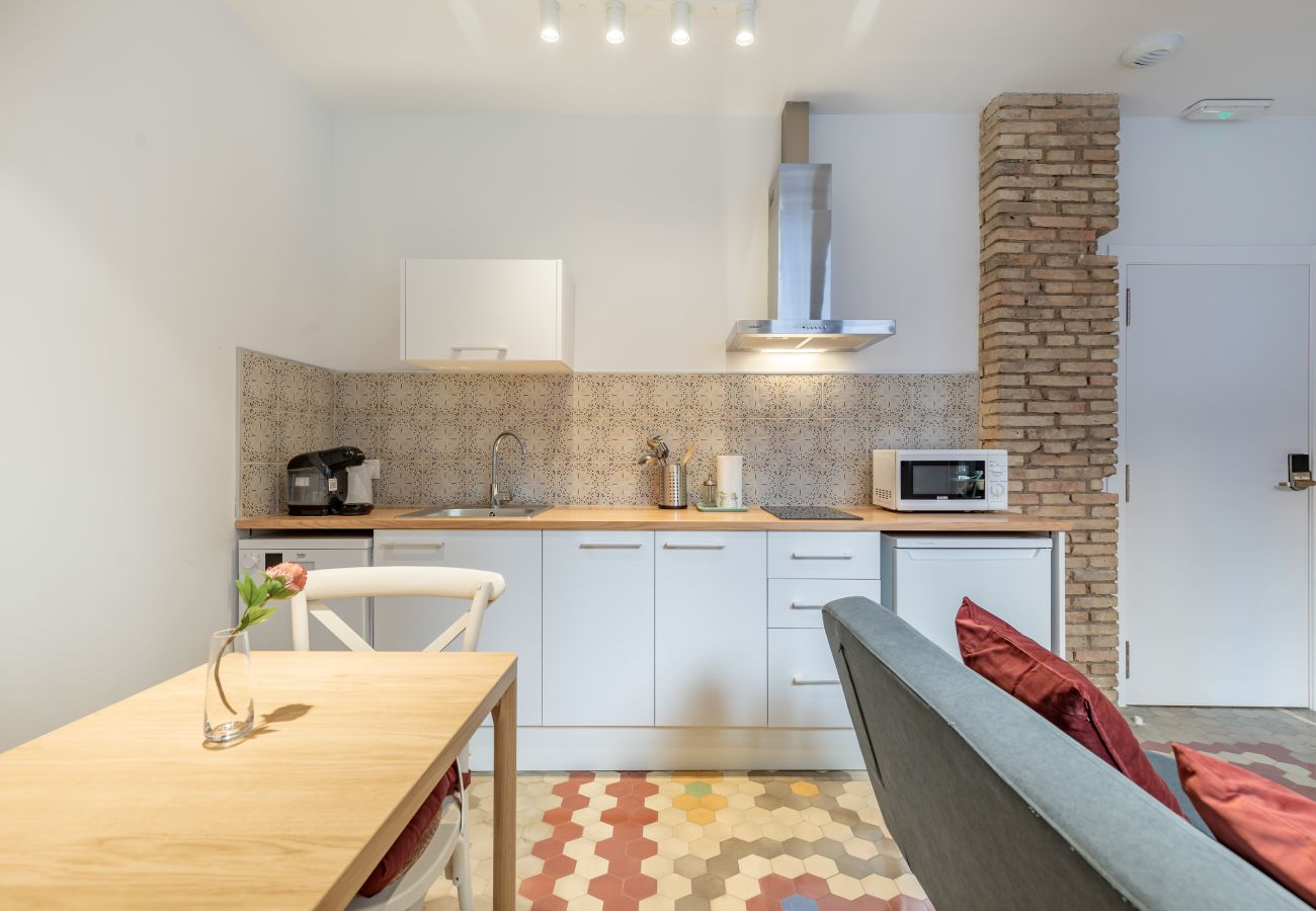 Apartahotel en Valencia - ☙ Apt. with Antique Floor & lots of Sun Light ❧
