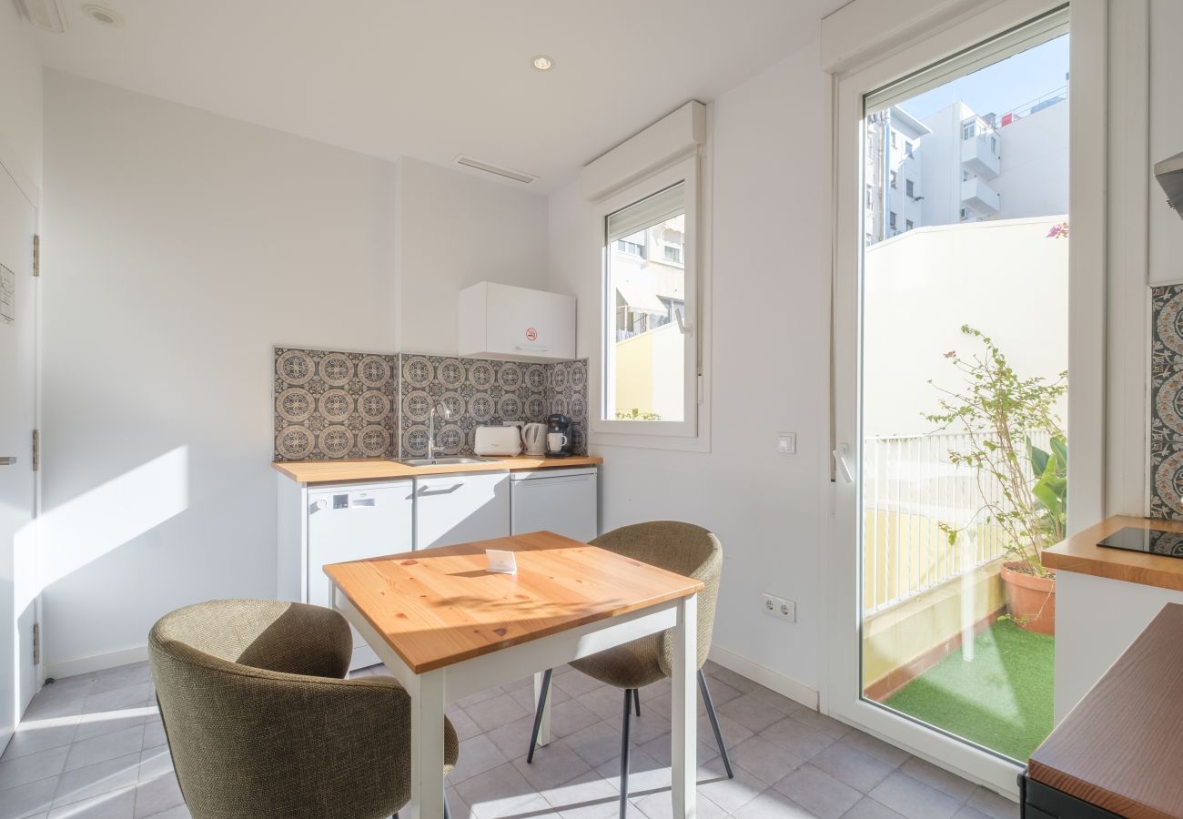 Apartahotel en Valencia - ☀ Marvellous Apt. with a Large Private Terrace ☀