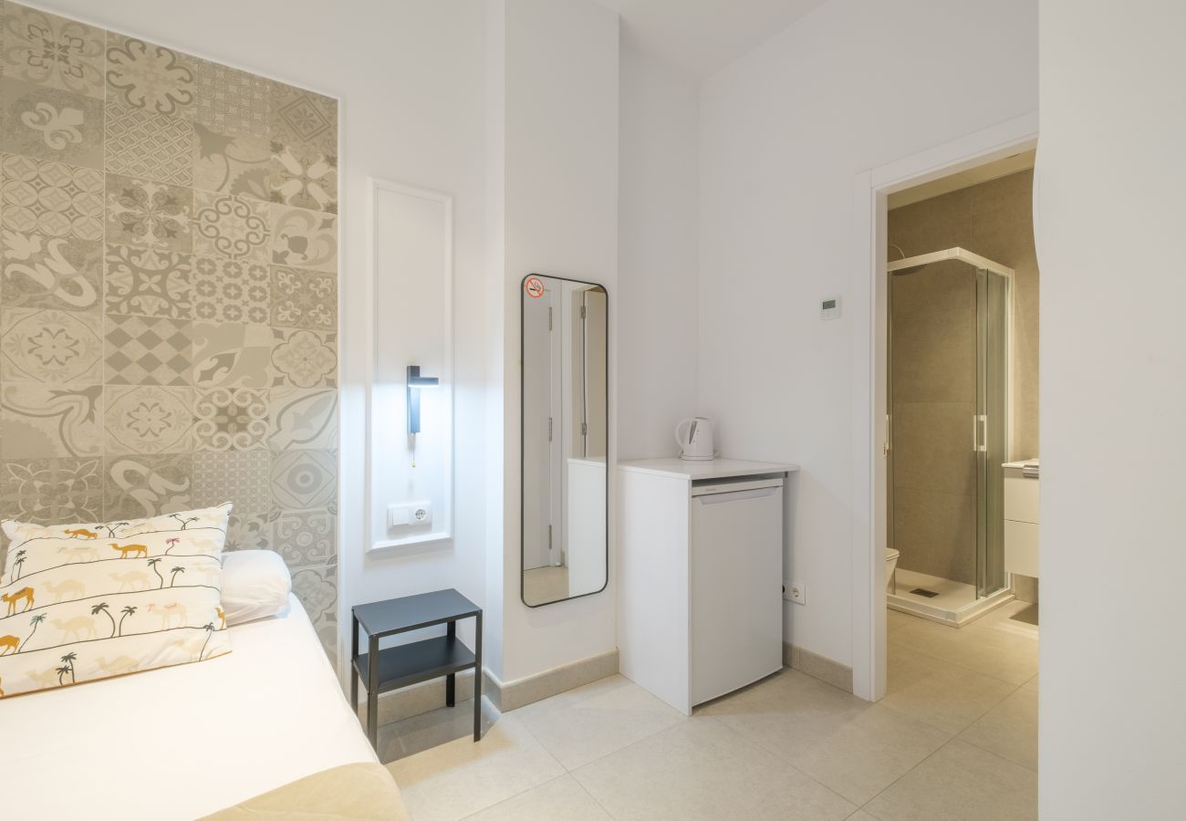 Chambres d'hôtes à Valence / Valencia - ≼ Clean & Cozy Room close to City Centre ≽