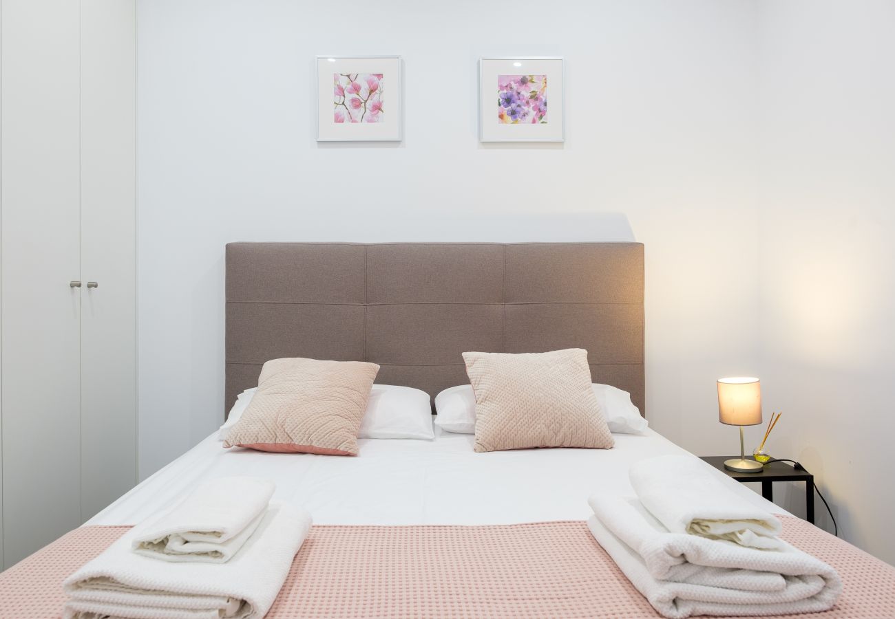 Appartement à Valence / Valencia - § Spacious & Clean Apartment in Quiet Area §
