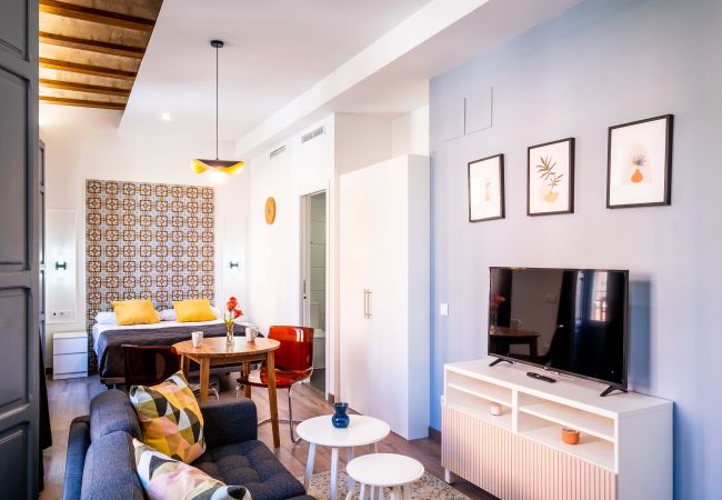 Studio à Valence / Valencia - 🌻Classy Studio Apartment with Unique Design🌻