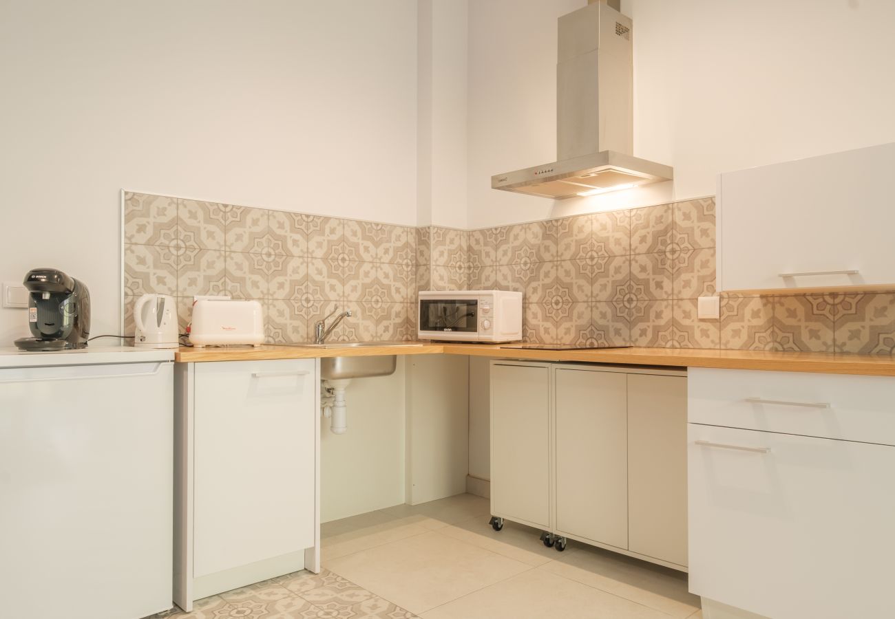 Aparthotel a Valencia / València - ⍟ Sunny/ Private Terrace/ Wheelchair access ⍟