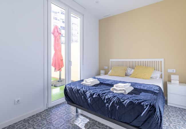 Aparthotel a Valencia / València - ☀ Marvellous Apt. with a Large Private Terrace ☀