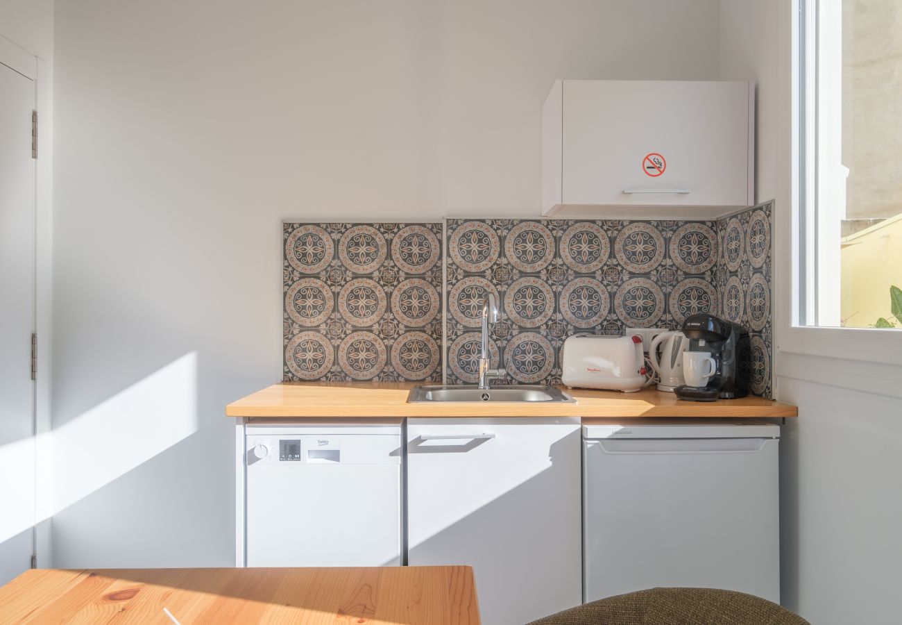 Aparthotel a Valencia / València - ☀ Marvellous Apt. with a Large Private Terrace ☀