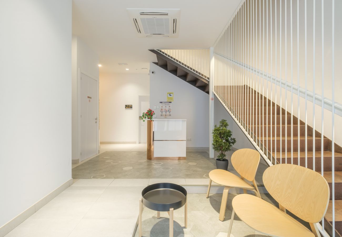 Rent by room in Valencia / València - ≬ Clean & Cozy Room close to City Centre ≬