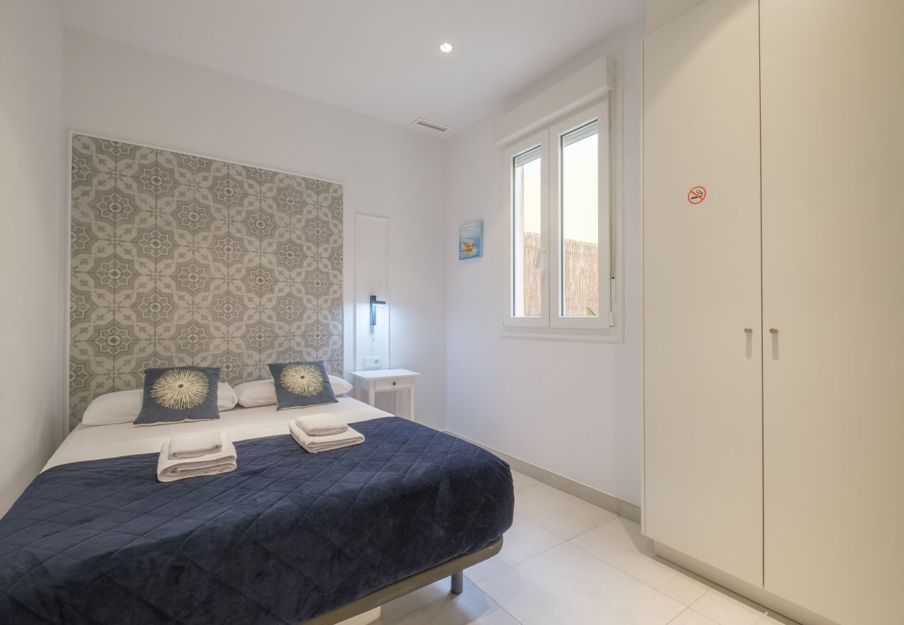 Aparthotel in Valencia / València - ⍟ Sunny/ Private Terrace/ Wheelchair access ⍟