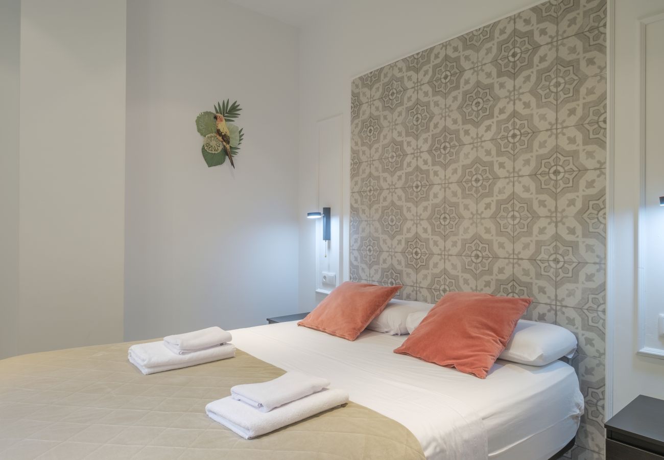 Aparthotel in Valencia / València - ꕥ Chic & Comfortable Apartment/ Private Terrace ꕥ
