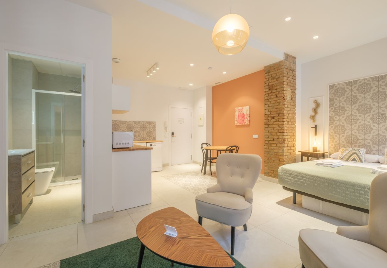 Aparthotel in Valencia / València - ⚜ Gorgeous Apartment close to City Centre ⚜