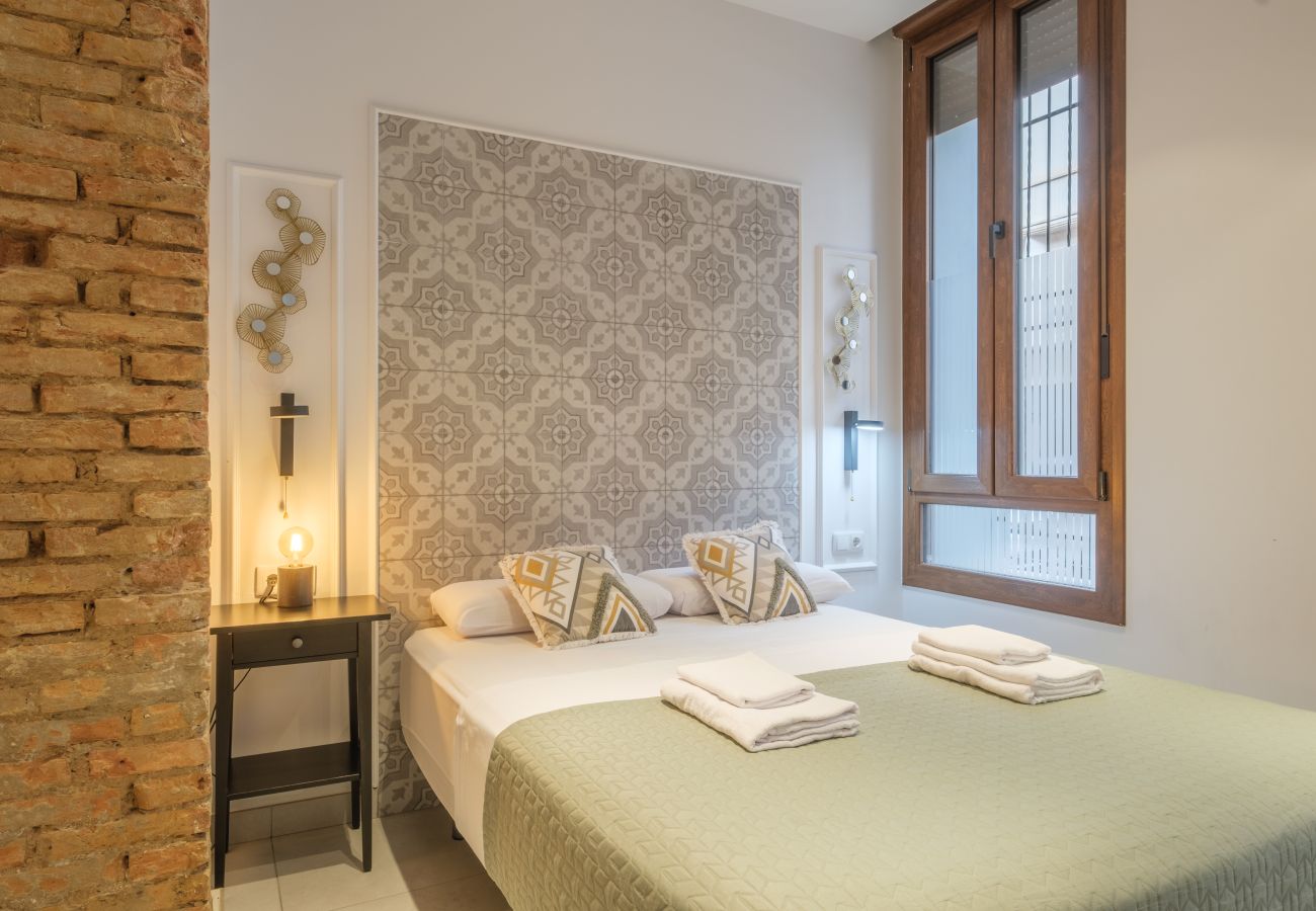 Aparthotel in Valencia / València - ⚜ Gorgeous Apartment close to City Centre ⚜