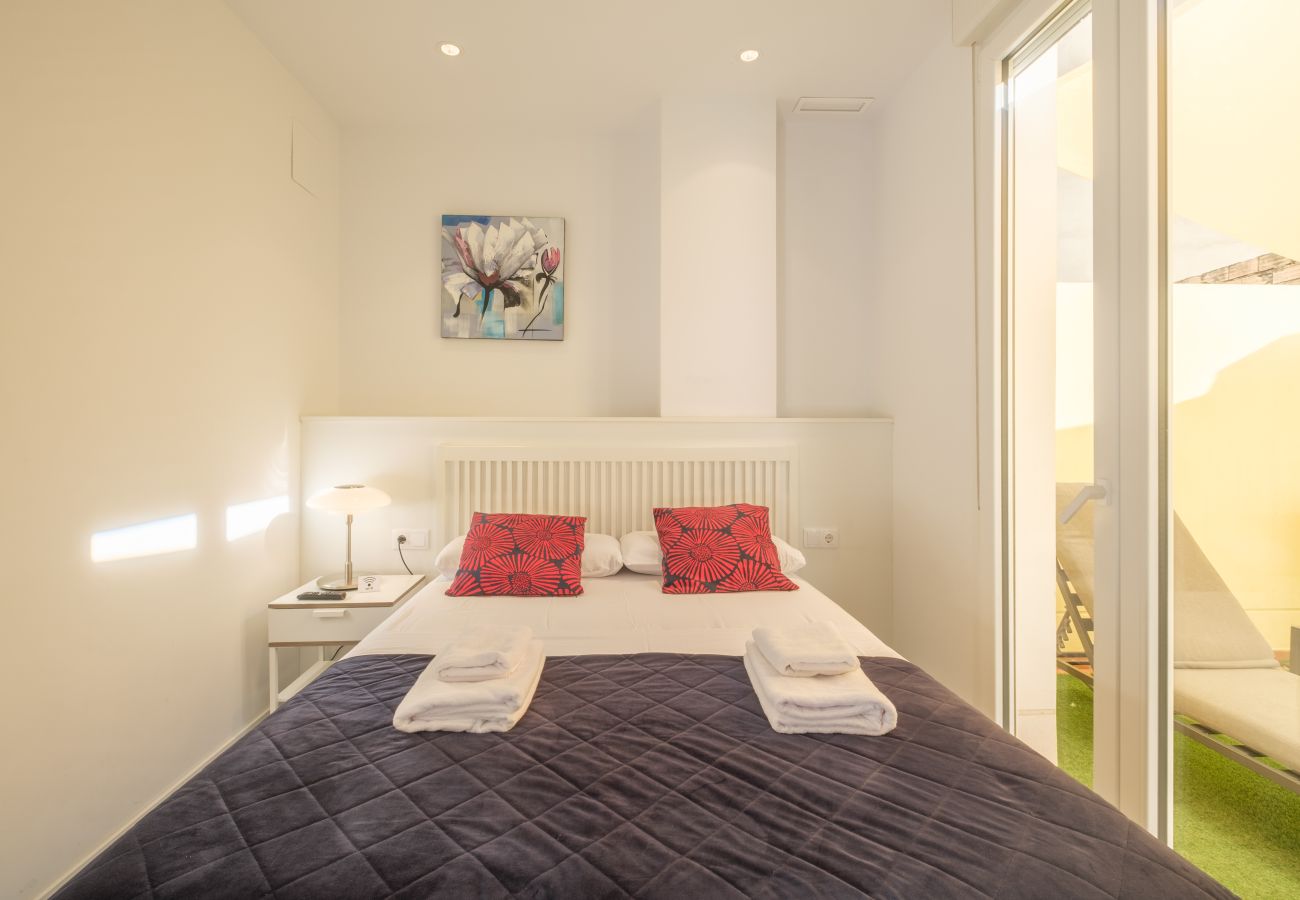 Aparthotel in Valencia / València - ꔚ Marvellous Apt. with a Large Private Terrace ꔚ