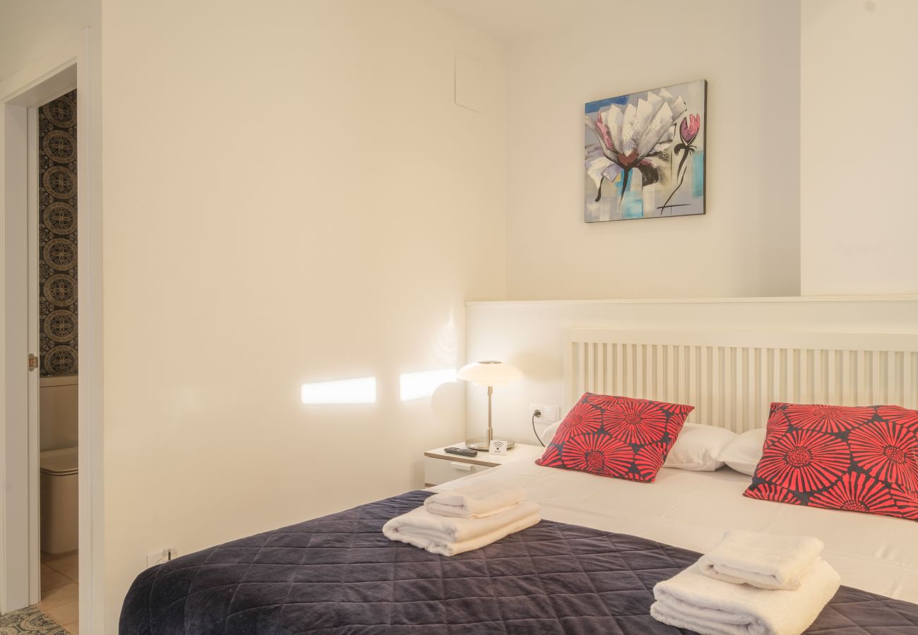 Aparthotel in Valencia / València - ꔚ Marvellous Apt. with a Large Private Terrace ꔚ