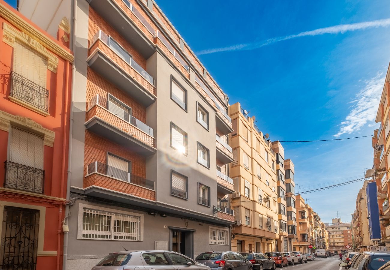 Apartment in Valencia / València - ♦ Modern, Stylish Apartment ♦