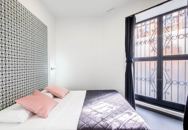 Apartment in Valencia / València - 👉🏻New and Modern Apt. with Comfy Beds👈🏻