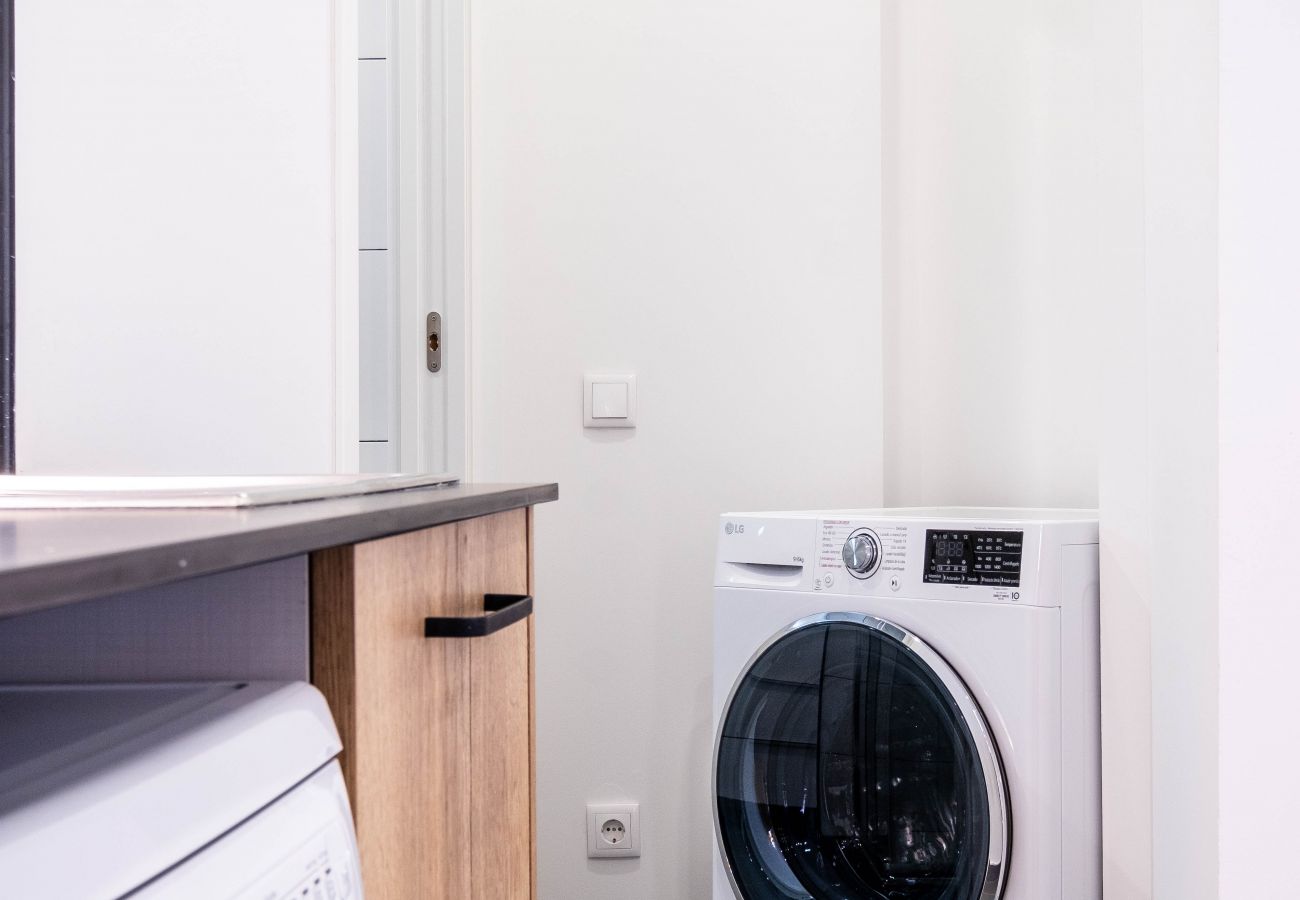 Apartment in Valencia / València - 👉🏻New and Modern Apt. with Comfy Beds👈🏻