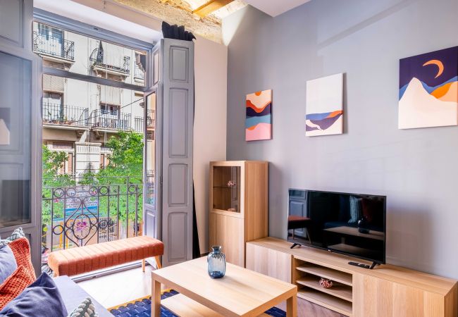 Apartment in Valencia / València - 🧿Beautiful Suite with Private Terrace🧿