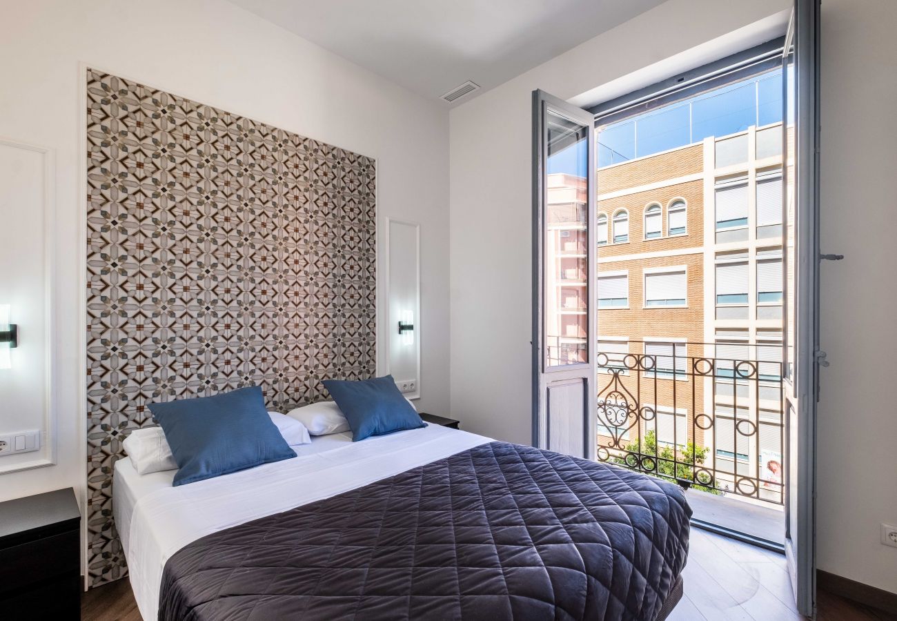 Apartment in Valencia / València - ➿Well Lit and Creatively Designed Apartment➿