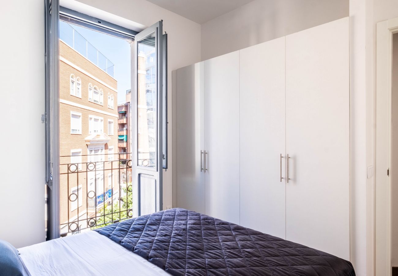 Apartment in Valencia / València - ➿Well Lit and Creatively Designed Apartment➿