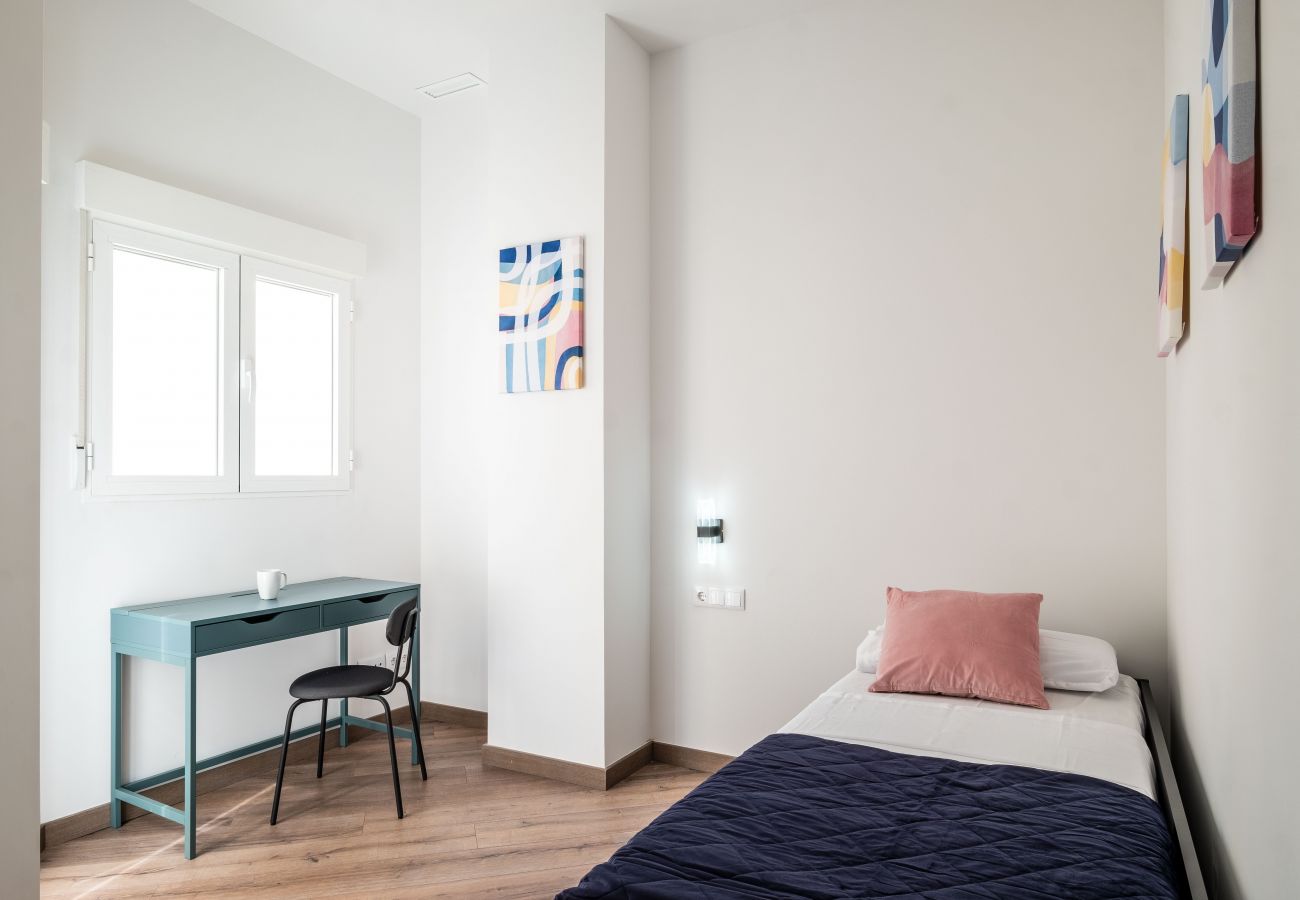 Apartment in Valencia / València - ➿Well Lit and Creatively Designed Apartment➿